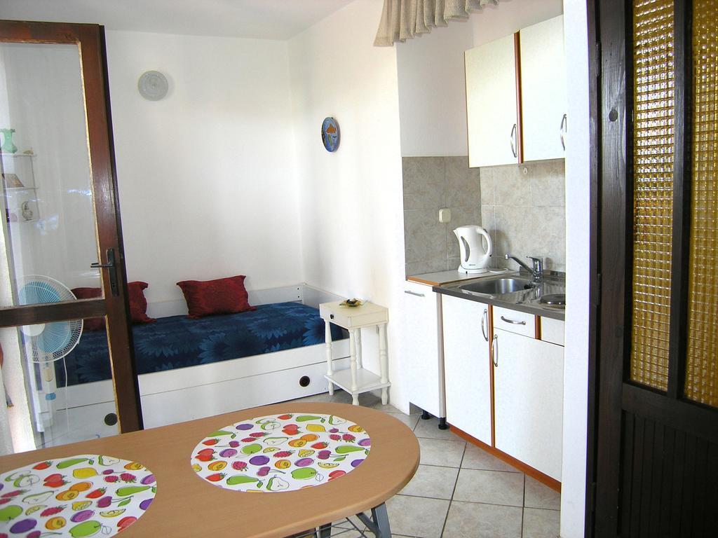 Apartmani Plach Krk Town Extérieur photo